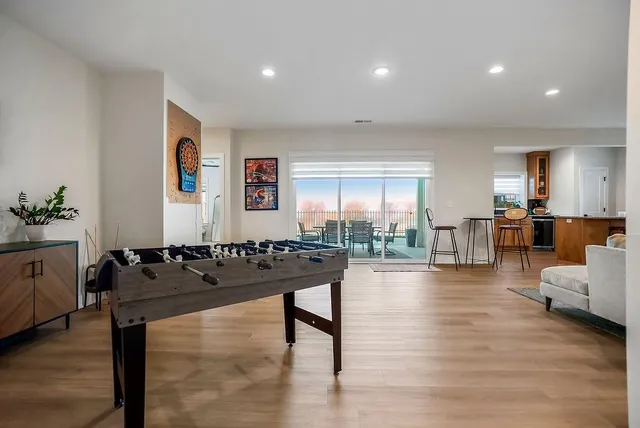 $889,950 | 25436 West 92nd Terrace, Lenexa, KS 66227