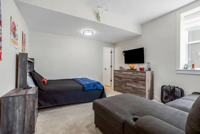 $889,950 | 25436 West 92nd Terrace, Lenexa, KS 66227