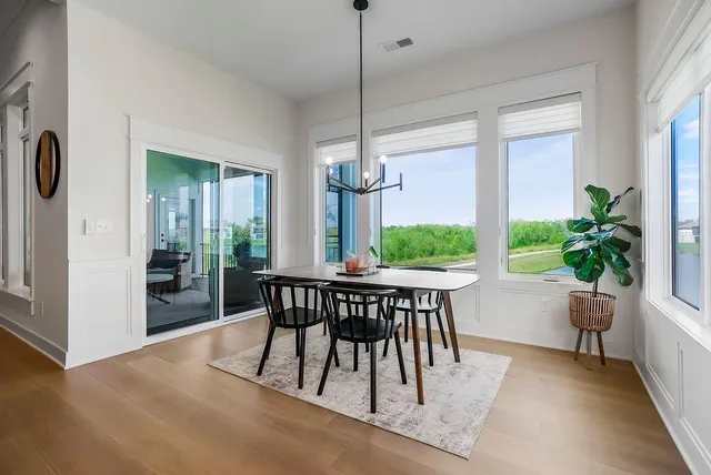 $889,950 | 25436 West 92nd Terrace, Lenexa, KS 66227