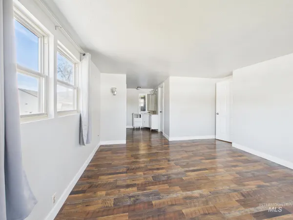 $189,000 | 7680 Sweet Ola Highway, Sweet, ID 83670