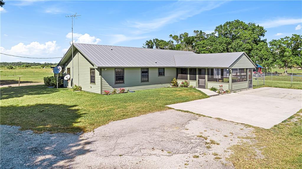 6210 Russakis Road Fort Pierce, FL 34951 - Photo 4 of 31 Gallery Image 4