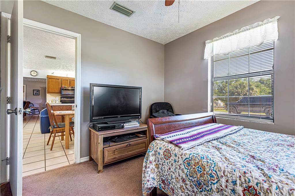 6210 Russakis Road Fort Pierce, FL 34951 - Photo 6 of 31 Gallery Image 6