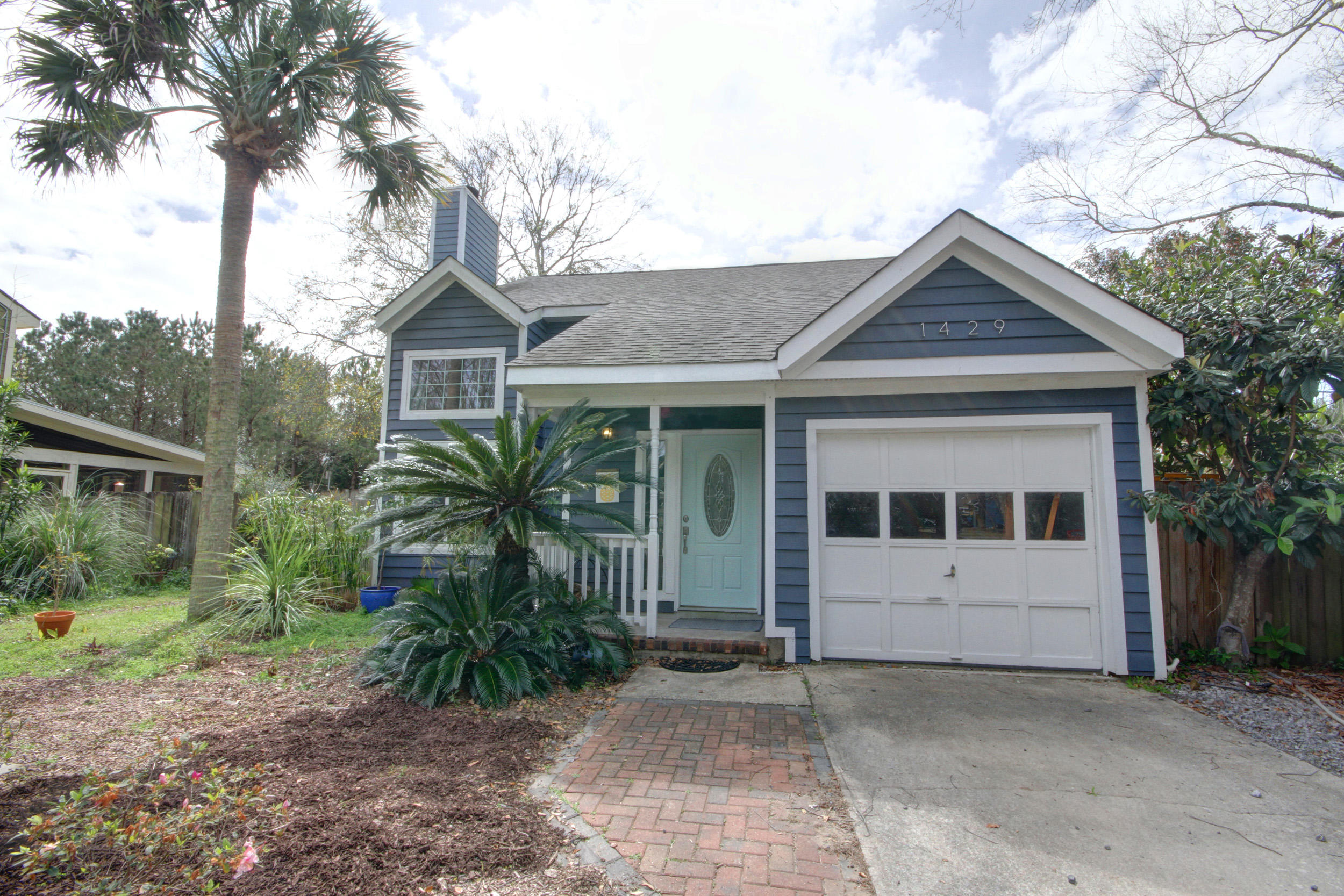 1429 Oak Landing Road Mount Pleasant, SC 29464 - Photo 1 of 36 1429 Oaklanding_102