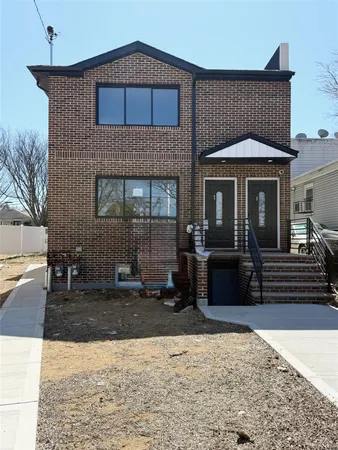 $3,250 | 139-18 Lakewood Avenue, Unit 2F | Jamaica