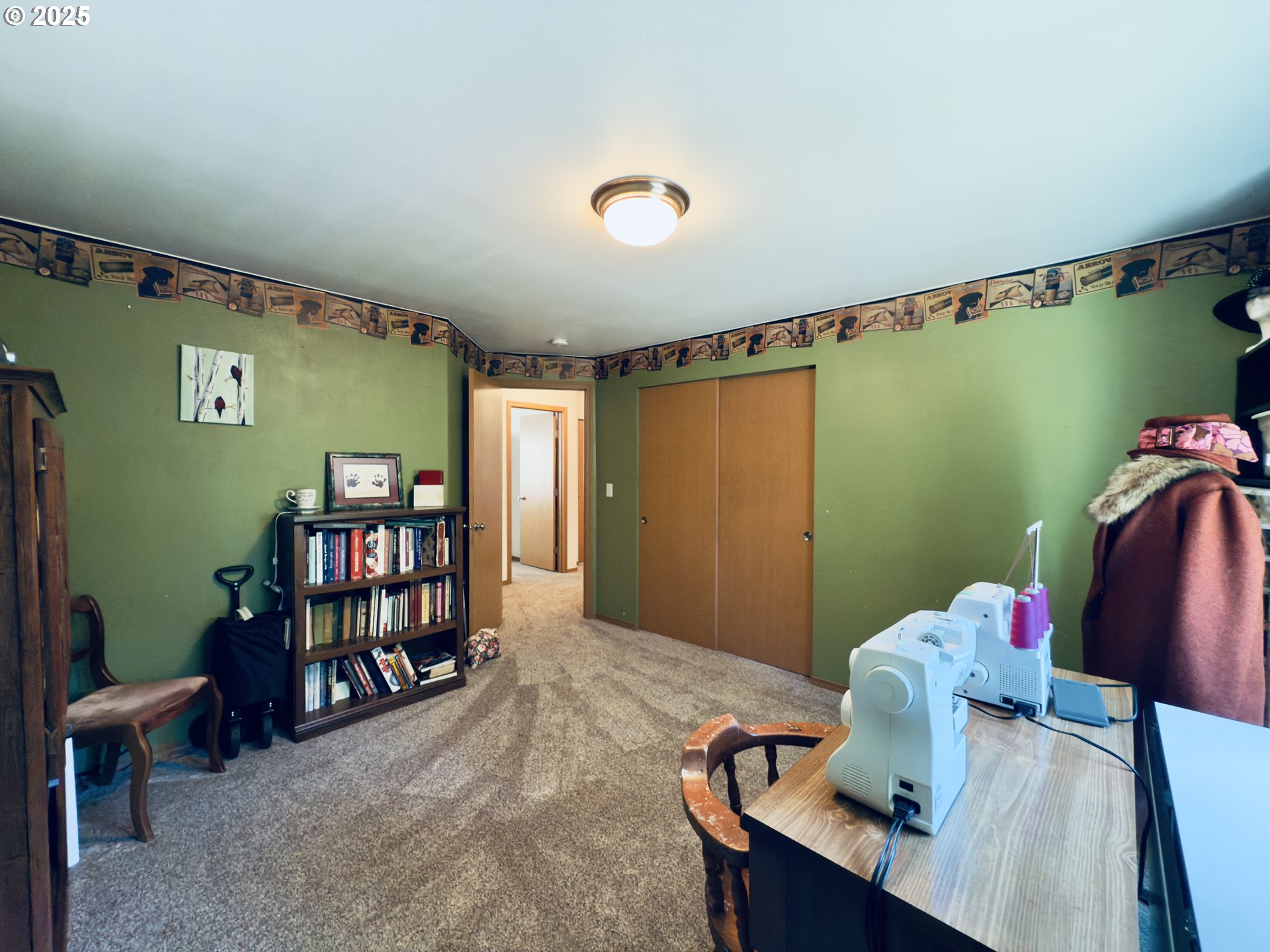 2037 Delameter Road Castle Rock, WA 98611 - Photo 17 of 23 Bedroom