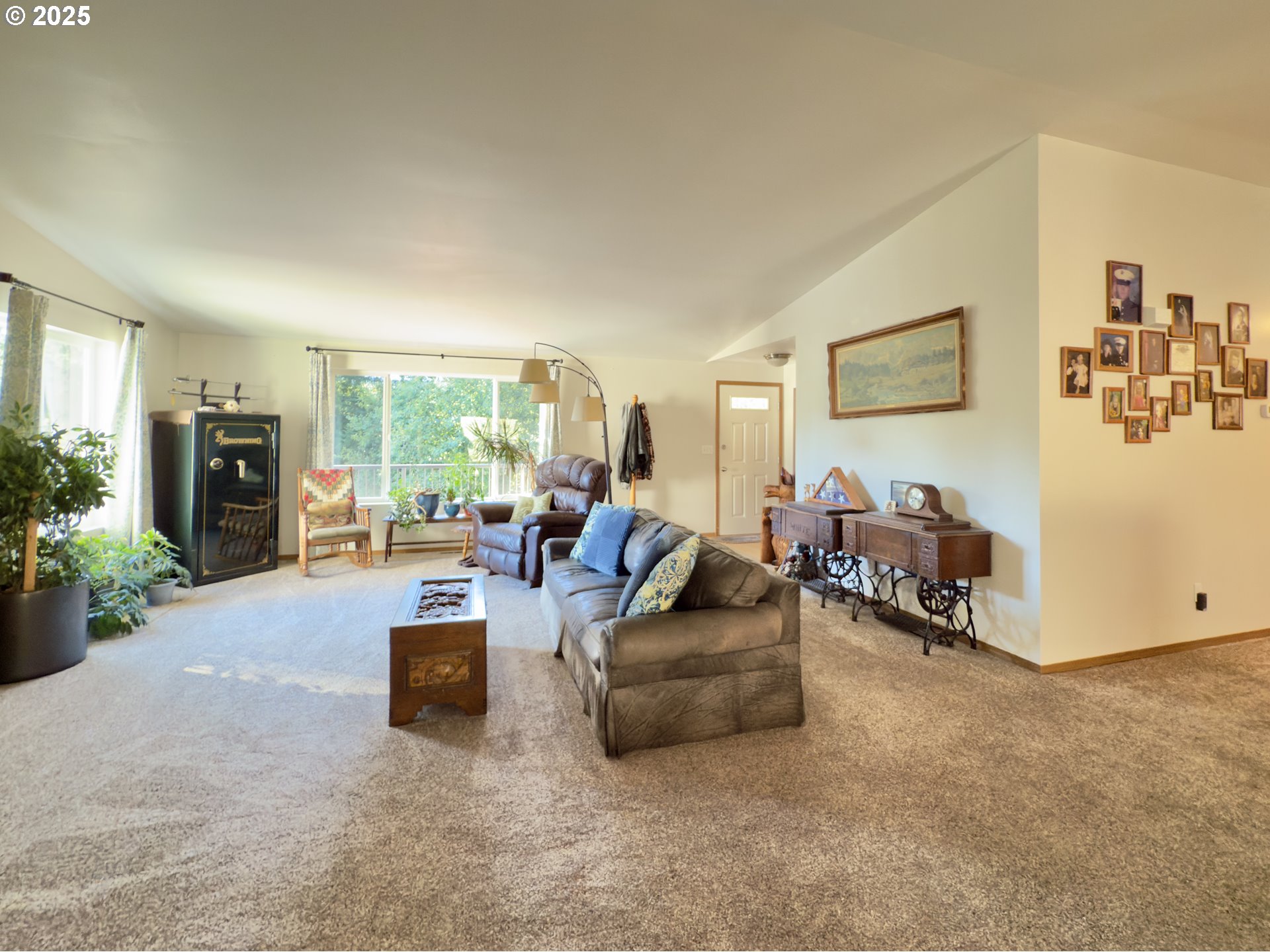 2037 Delameter Road Castle Rock, WA 98611 - Photo 2 of 23