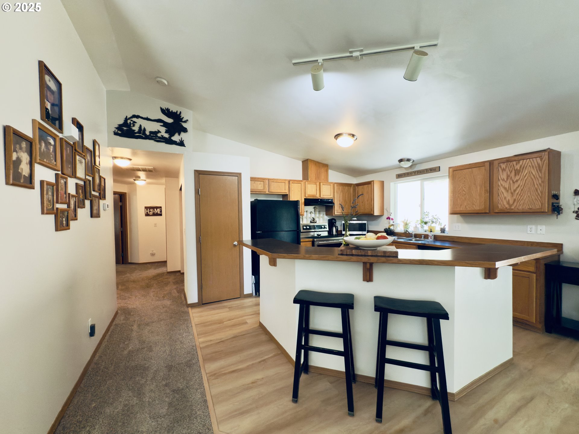 2037 Delameter Road Castle Rock, WA 98611 - Photo 4 of 23 Kitchen
