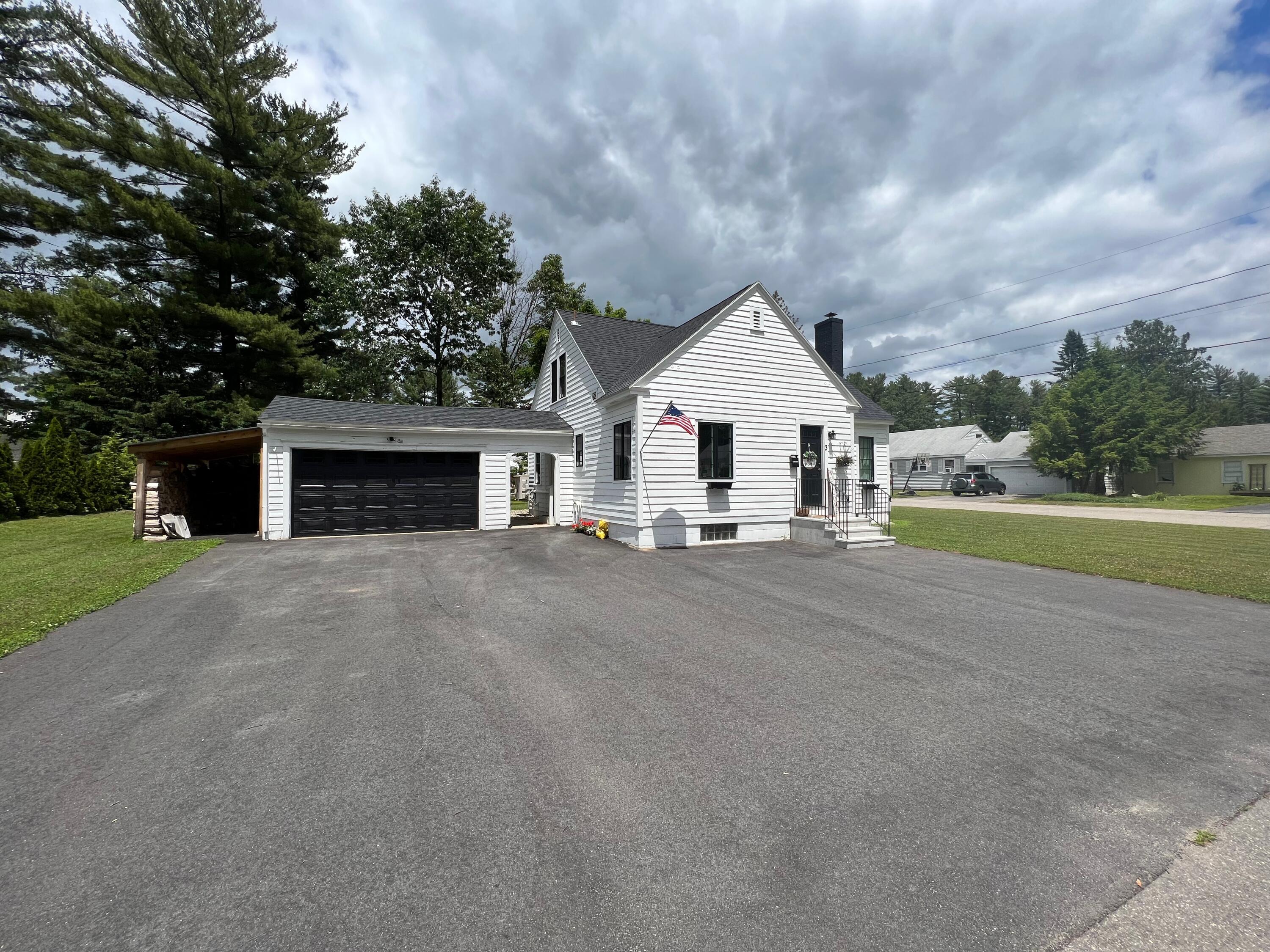 3 Leighton Avenue Springvale, ME 04083 - Photo 20 of 44 IMG_5303