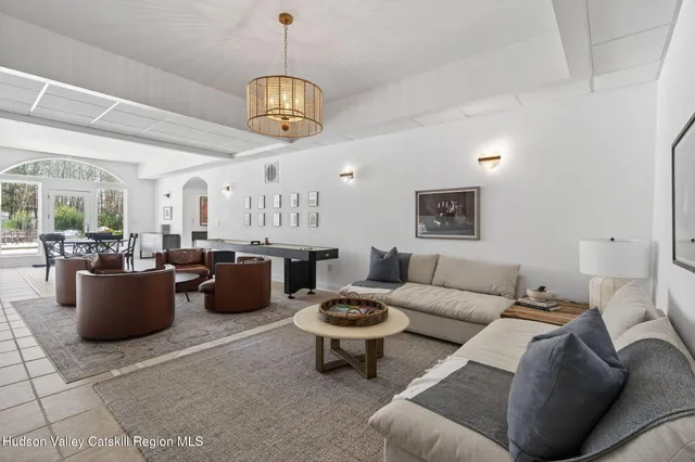 $2,150,000 | 11 Snyder Road, Saugerties, NY 12477