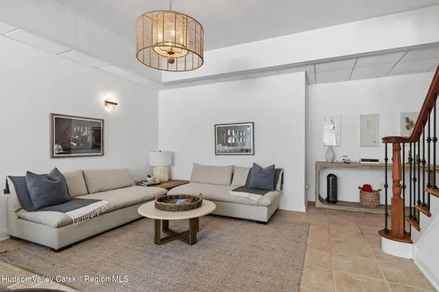 $2,150,000 | 11 Snyder Road, Saugerties, NY 12477