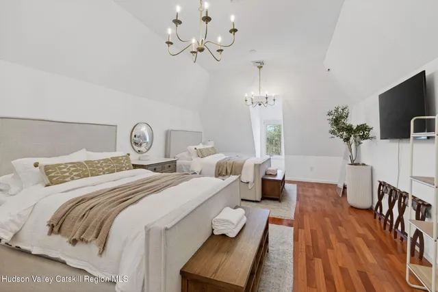 $2,150,000 | 11 Snyder Road, Saugerties, NY 12477