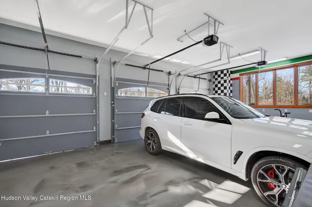 $2,150,000 | 11 Snyder Road, Saugerties, NY 12477