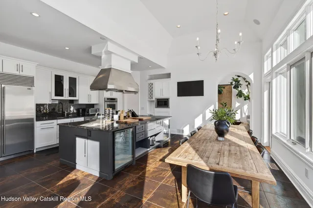 $2,150,000 | 11 Snyder Road, Saugerties, NY 12477