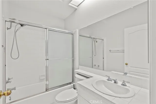 $1,800,000 | 7630 Carmenita Lane, West Hills, CA 91304