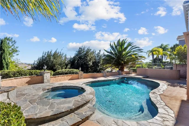 $1,800,000 | 7630 Carmenita Lane, West Hills, CA 91304