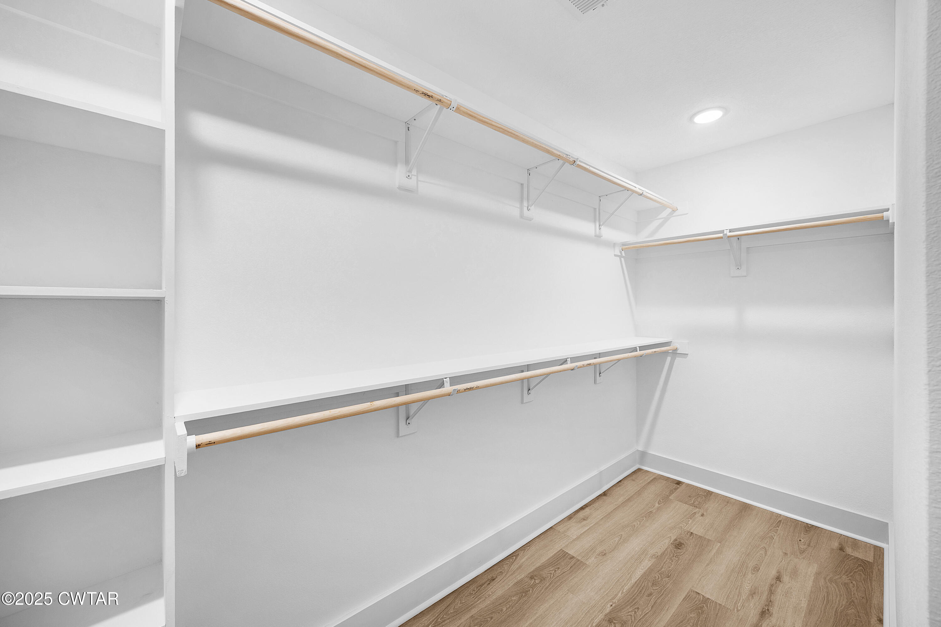 36 Grande Pnes Cove Jackson, TN 38305 - Photo 15 of 23 a view of an empty room