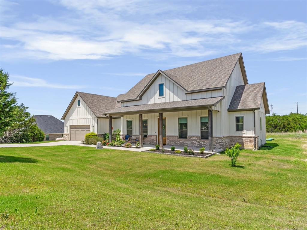 2020 Redemption Drive Weatherford, TX 76088 - Photo 3 of 34