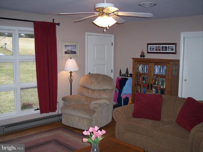 736 Lucabaugh Mill Road Westminster, MD 21157 - Photo 3 of 22 Living Room #2