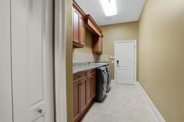 $1,100,000 | 10526 Cory Lake Drive, Tampa, FL 33647