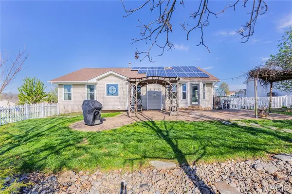 $419,900 | 2701 Providence Ridge Drive, Wentzville, MO 63385