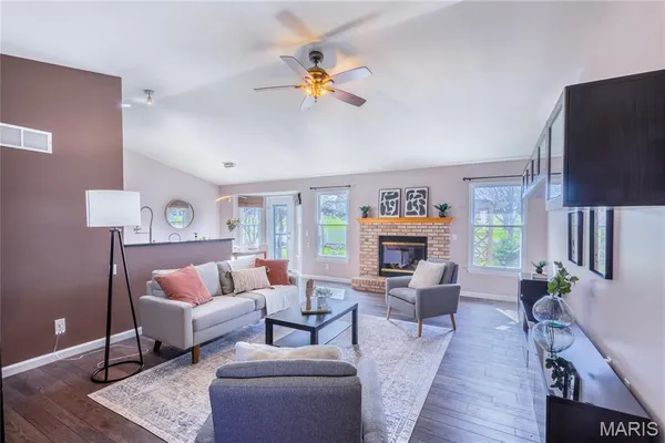 $419,900 | 2701 Providence Ridge Drive, Wentzville, MO 63385