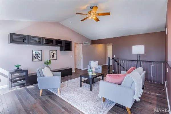 $419,900 | 2701 Providence Ridge Drive, Wentzville, MO 63385