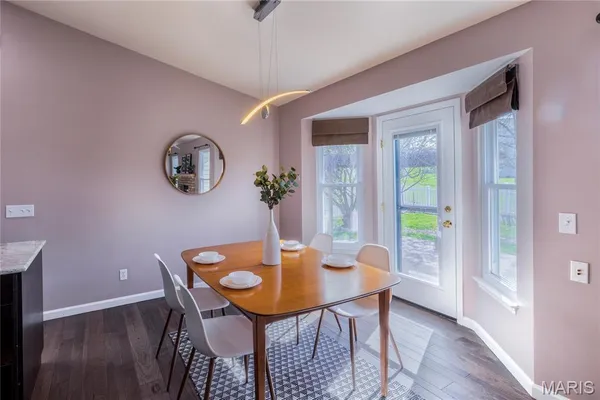 $419,900 | 2701 Providence Ridge Drive, Wentzville, MO 63385