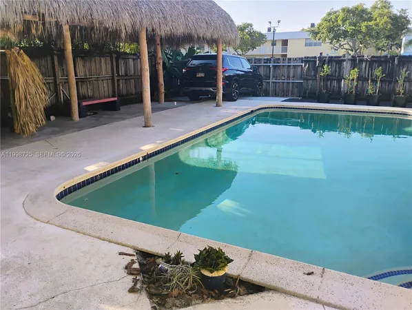 $1,150 | **** Thomas Street, Unit 1, Hollywood, FL 33021