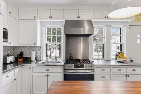 $875,000 | 4362 Brook Avenue South, St. Louis Park, MN 55424