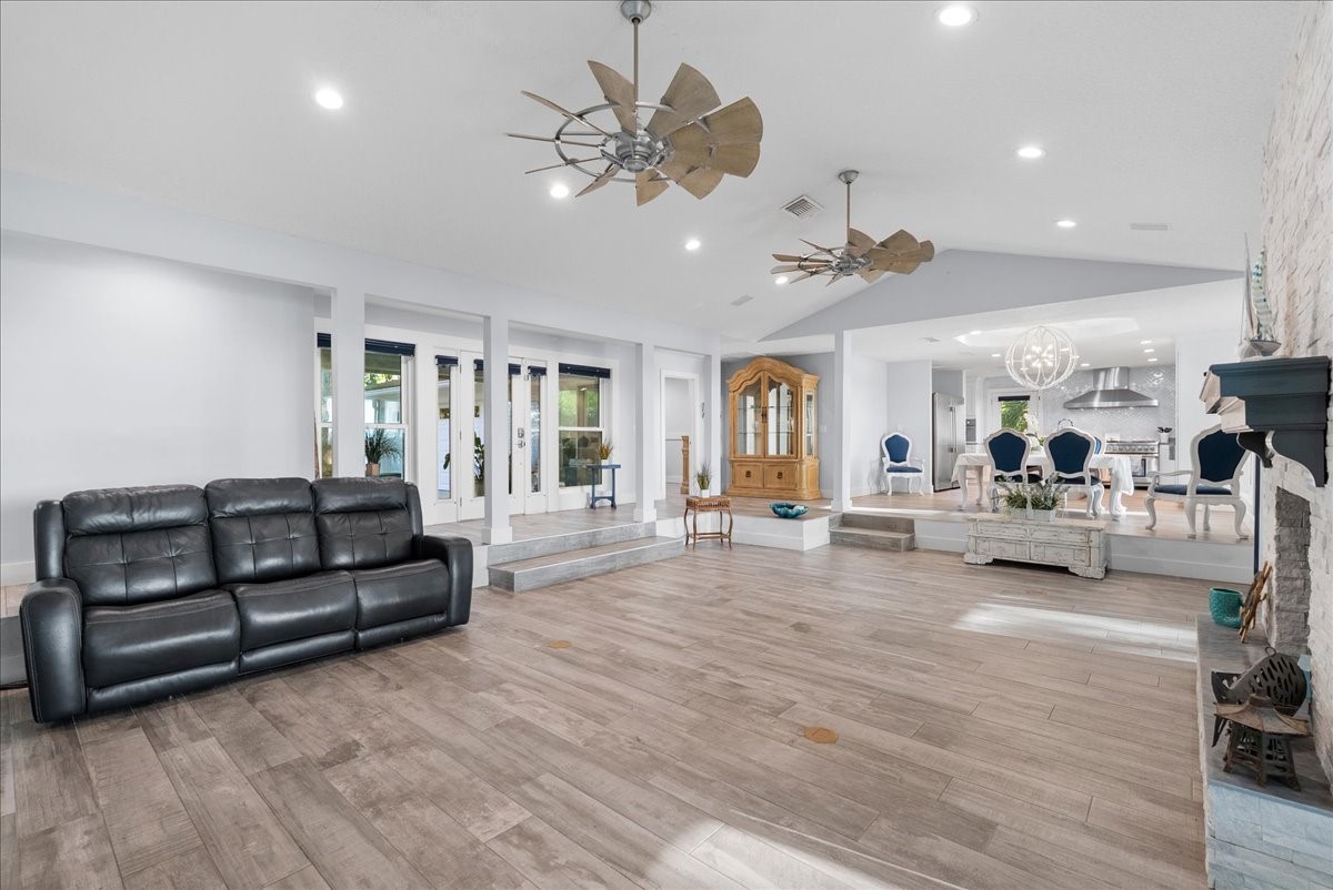 85316 Avant Road Yulee, FL 32097 - Photo 13 of 62 Living Room