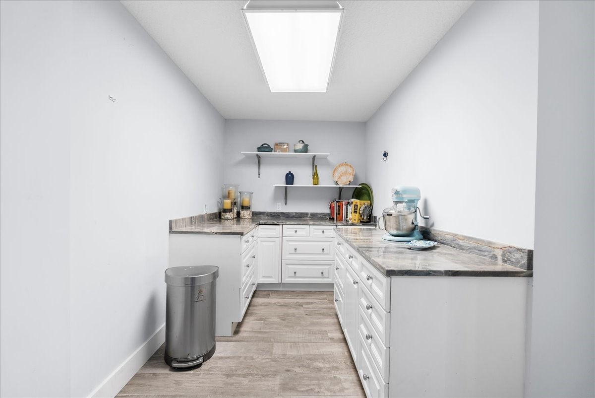 85316 Avant Road Yulee, FL 32097 - Photo 21 of 62 Large Pantry