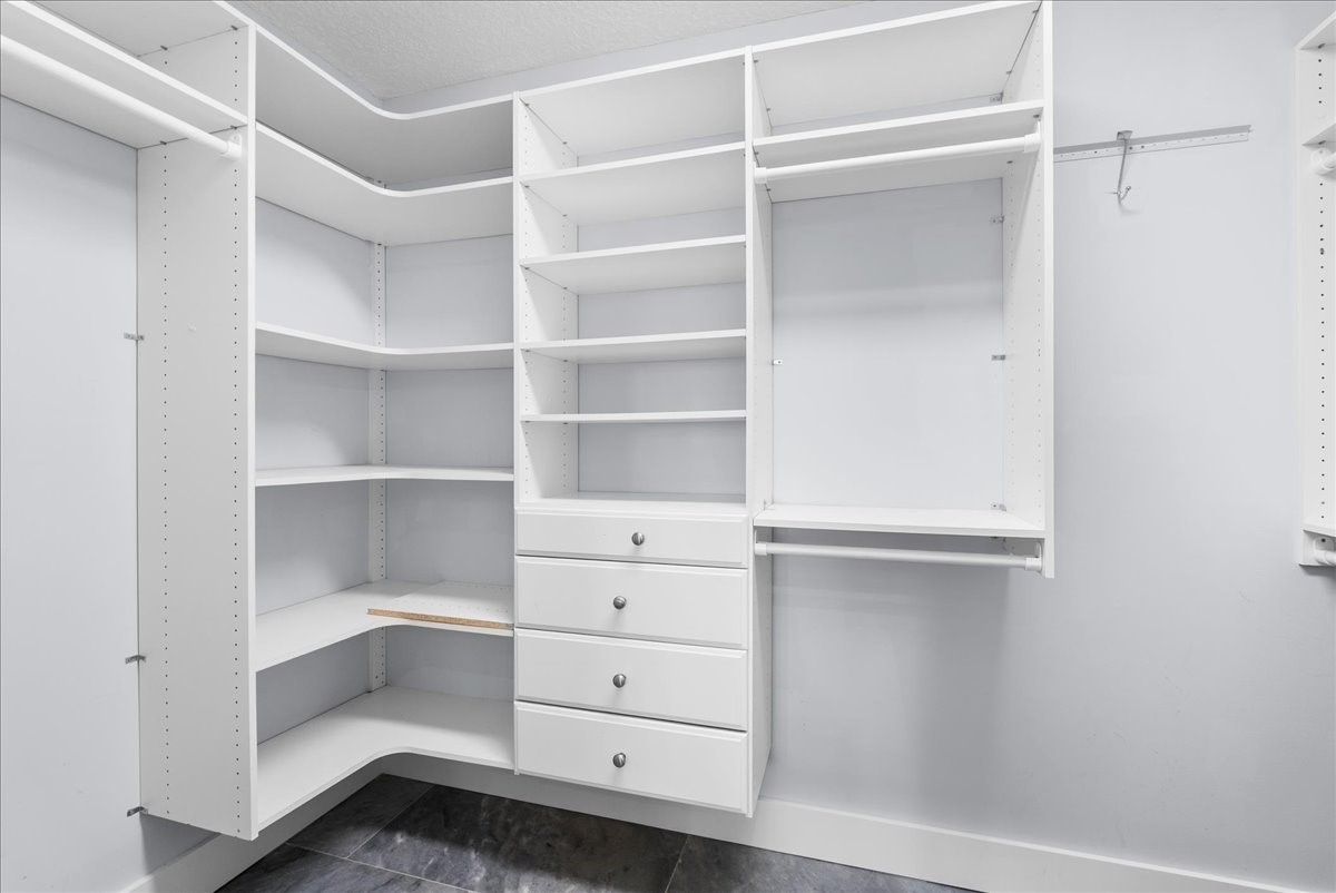 85316 Avant Road Yulee, FL 32097 - Photo 28 of 62 Custom Closets