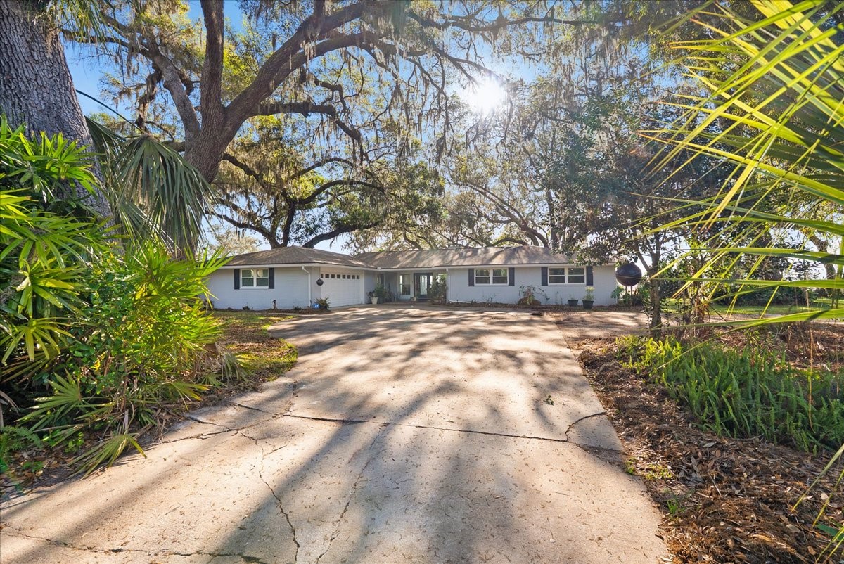 85316 Avant Road Yulee, FL 32097 - Photo 3 of 62 Main Entrance