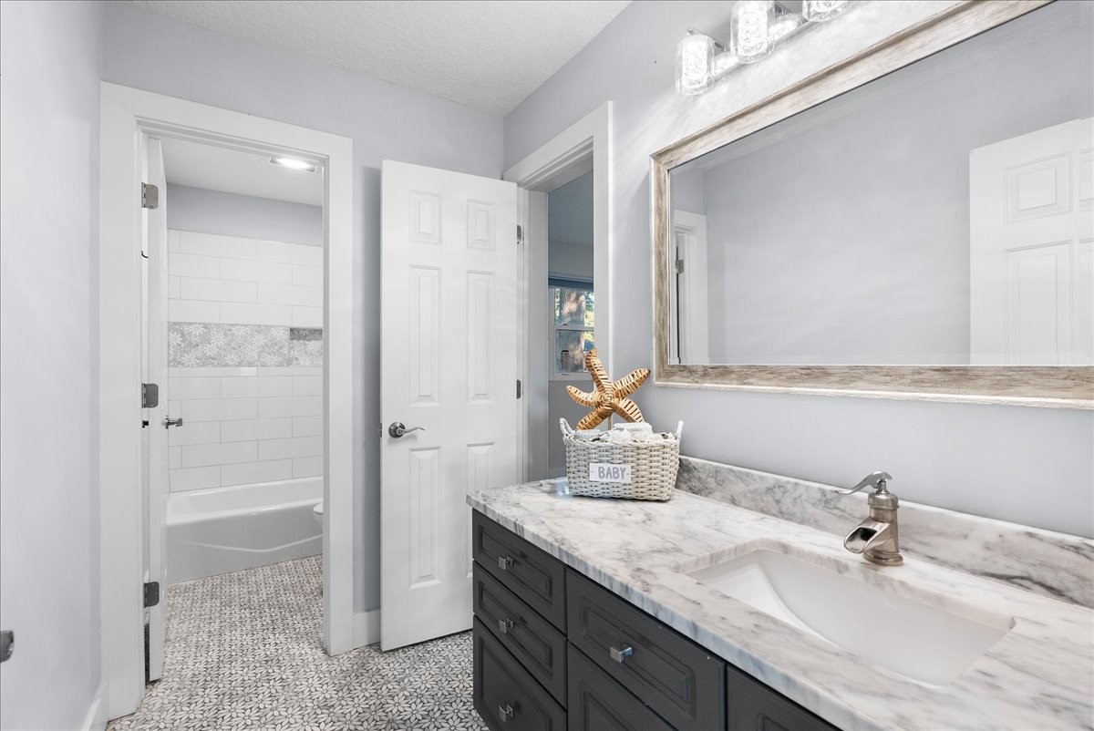 85316 Avant Road Yulee, FL 32097 - Photo 34 of 62 Second Full Bathroom