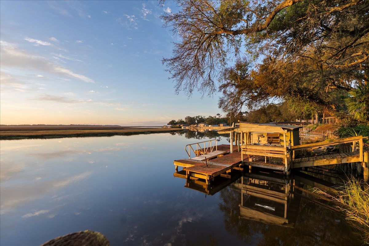 85316 Avant Road Yulee, FL 32097 - Photo 4 of 62 Dock with Boat Lift