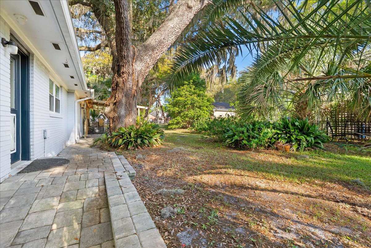 85316 Avant Road Yulee, FL 32097 - Photo 42 of 62 North Side and Storage