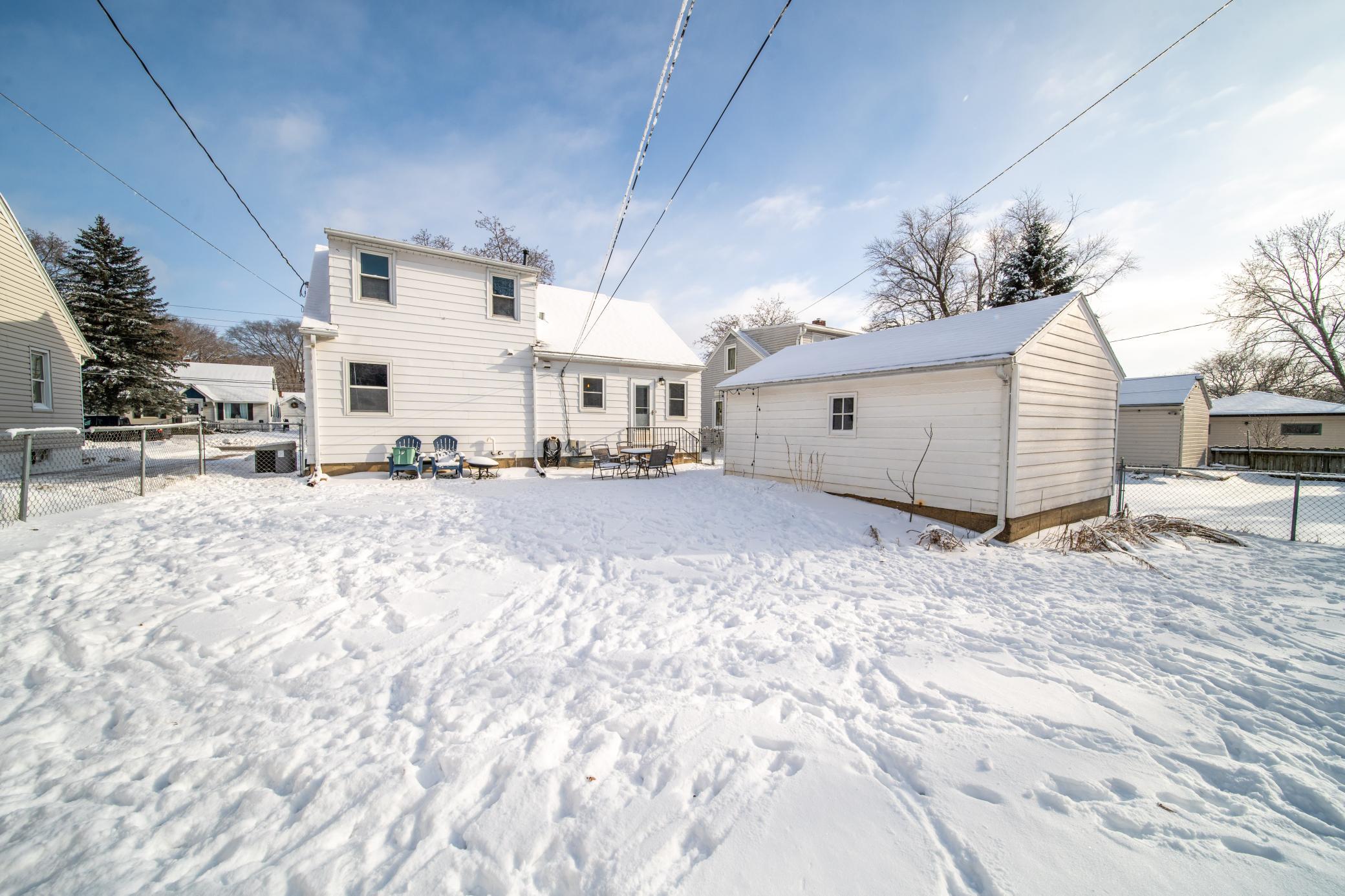 1203 11th Avenue Northeast Rochester, MN 55906 - Photo 4 of 22