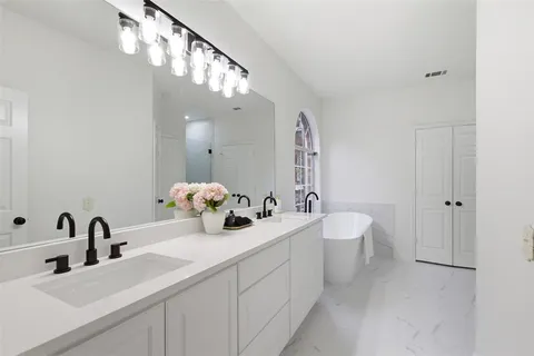 $539,000 | 2408 High Chapel Court, Highland Village, TX 75077