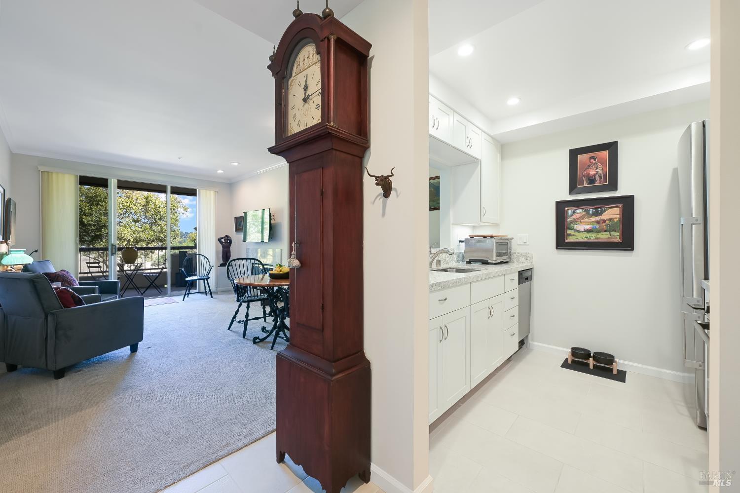 300 Deer Valley Road, Unit 2P San Rafael, CA 94903 - Photo 2 of 18 Gallery Image 2