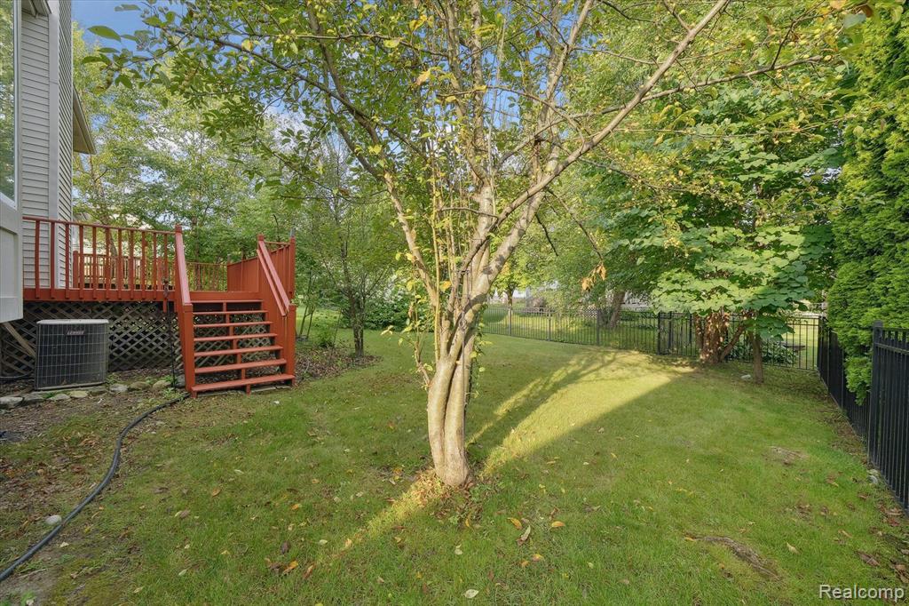3244 Bridlewood Drive Rochester, MI 48306 - Photo 44 of 48