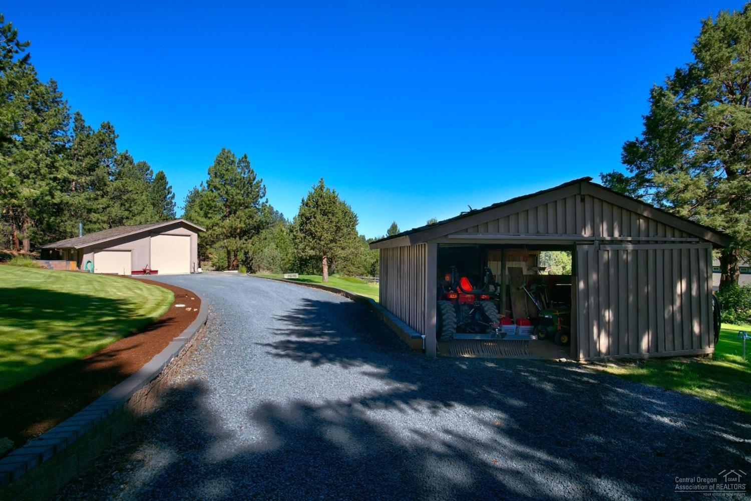 20552 Rusticate Road Bend, OR 97702 - Photo 20 of 25 Additional Photo