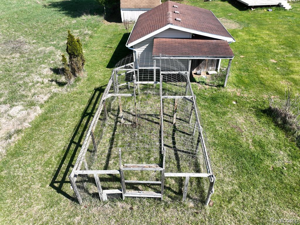 5075 Pratt Road Metamora, MI 48455 - Photo 16 of 23