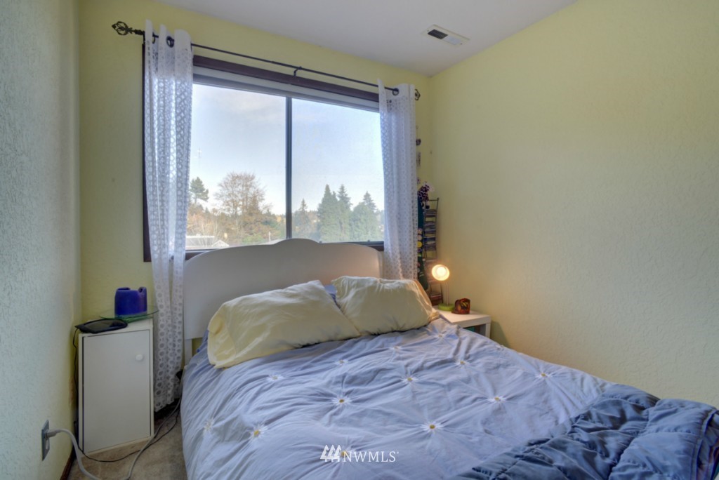 9515 Northeast 180th Street, Unit C302 Bothell, WA 98011 - Photo 12 of 21 Gallery Image 12