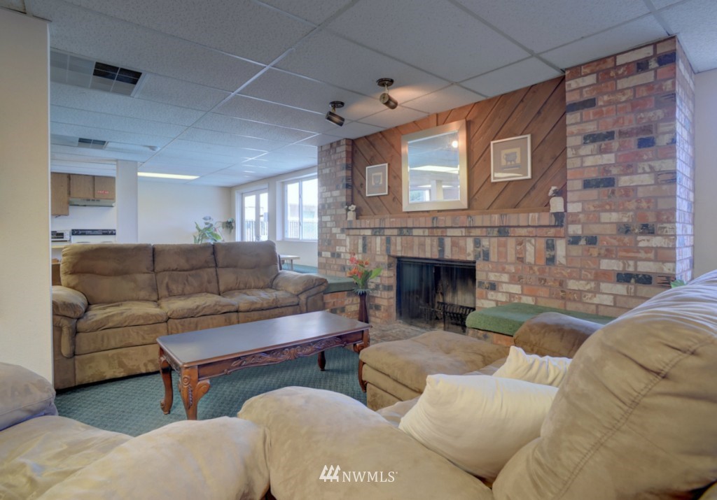 9515 Northeast 180th Street, Unit C302 Bothell, WA 98011 - Photo 19 of 21 Gallery Image 19