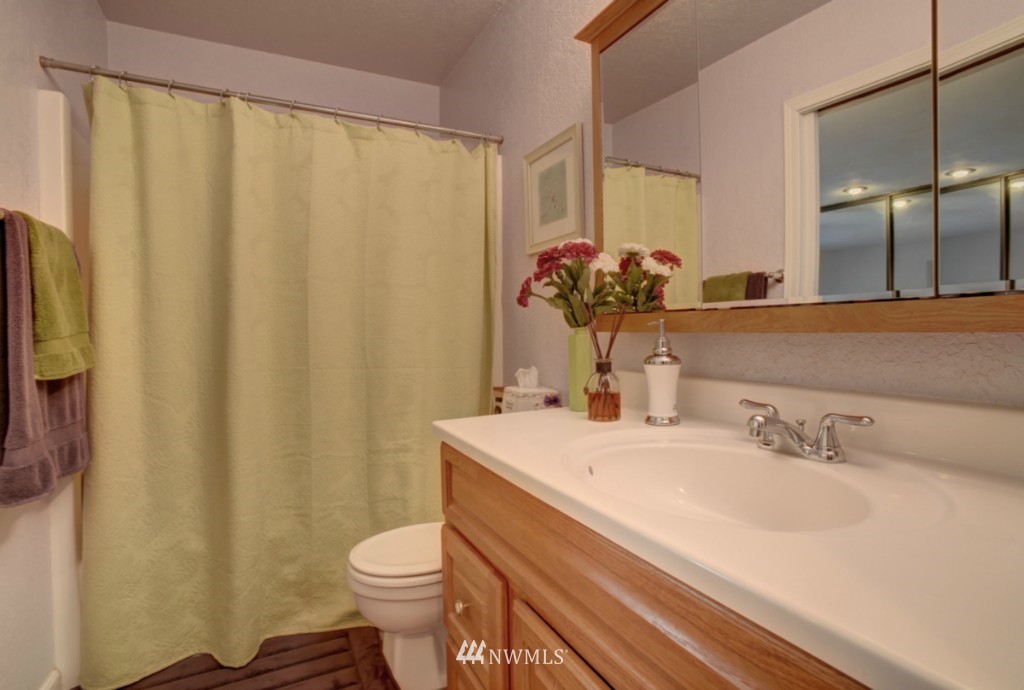 9515 Northeast 180th Street, Unit C302 Bothell, WA 98011 - Photo 8 of 21 Gallery Image 8
