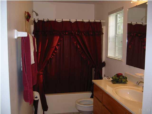 8116 Glenview Road Milton, FL 32583 - Photo 12 of 18 Gallery Image 12