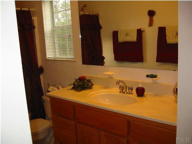 8116 Glenview Road Milton, FL 32583 - Photo 13 of 18 Gallery Image 13