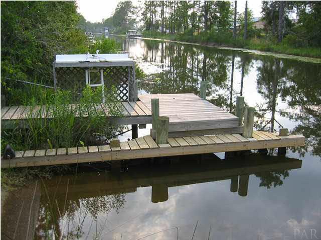 8116 Glenview Road Milton, FL 32583 - Photo 17 of 18 Gallery Image 17