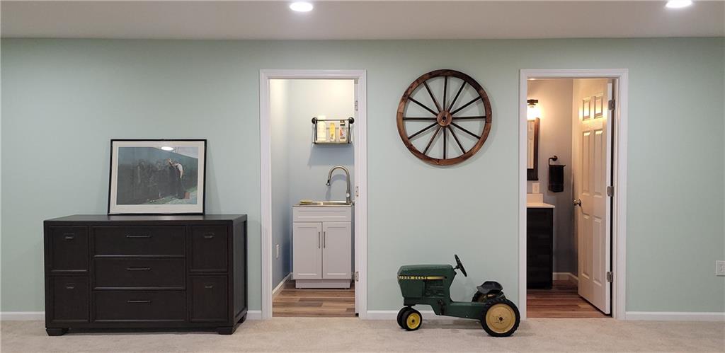 180 Murray Hill Road Tarentum, PA 15084 - Photo 20 of 24 Gallery Image 20