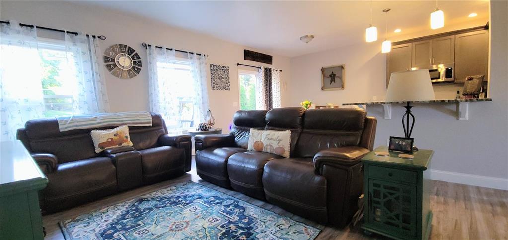 180 Murray Hill Road Tarentum, PA 15084 - Photo 6 of 24 Gallery Image 6